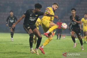 Pemain asing Turnamen 1 yang mana dipanggil negaranya dalam jeda internasional
