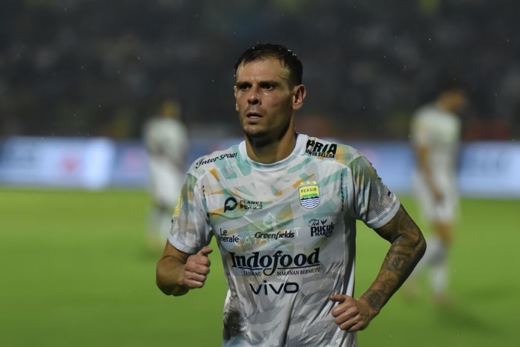 Tyronne del Pino: Sang matador Persib Bandung yang digunakan telat panas